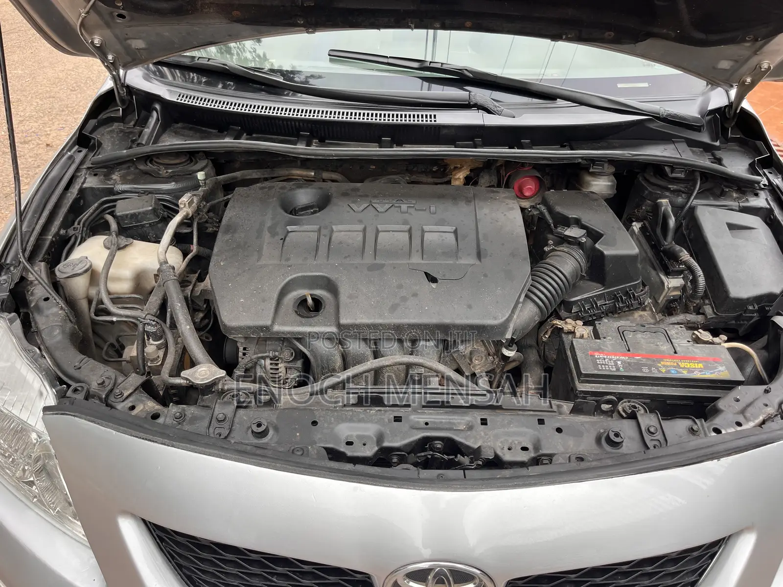 Toyota Corolla 2010 Silver