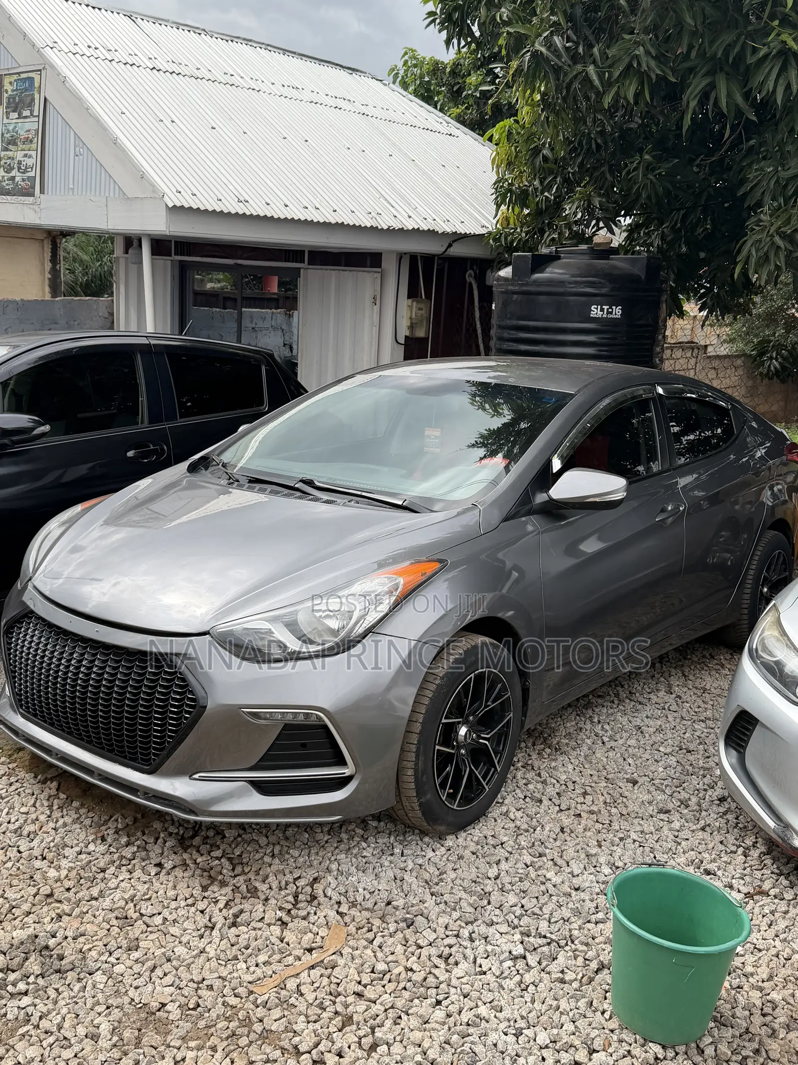 Hyundai Elantra SE Coupe FWD (1.8L 4cyl 6A) 2013 Gray