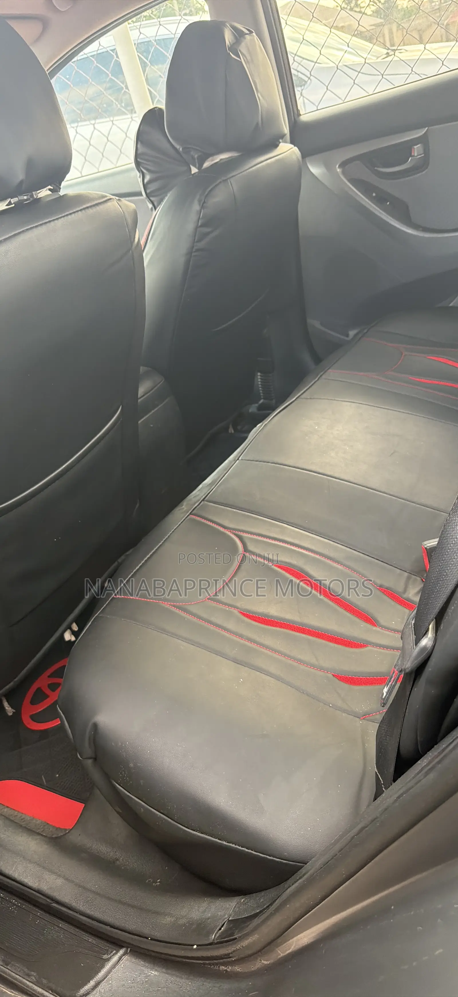 Hyundai Elantra SE Coupe FWD (1.8L 4cyl 6A) 2013 Gray