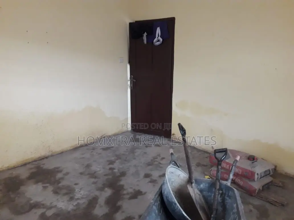 2bdrm House in Homxtra Real Estates, Mile 7 for rent