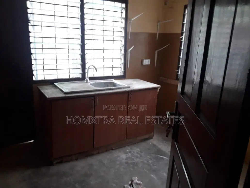 2bdrm House in Homxtra Real Estates, Mile 7 for rent