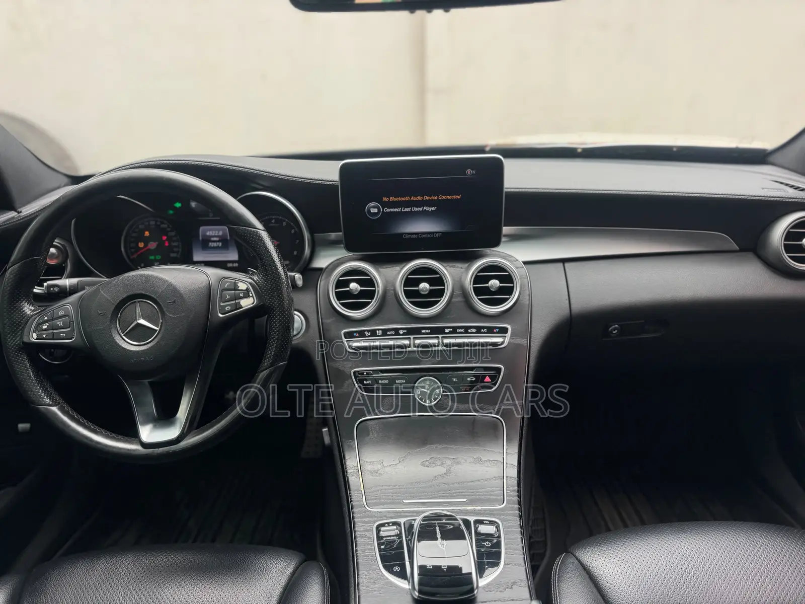 Mercedes-Benz C300 Base 4Matic Sedan AWD (2.0L 4cyl 7A) 2017 Gray