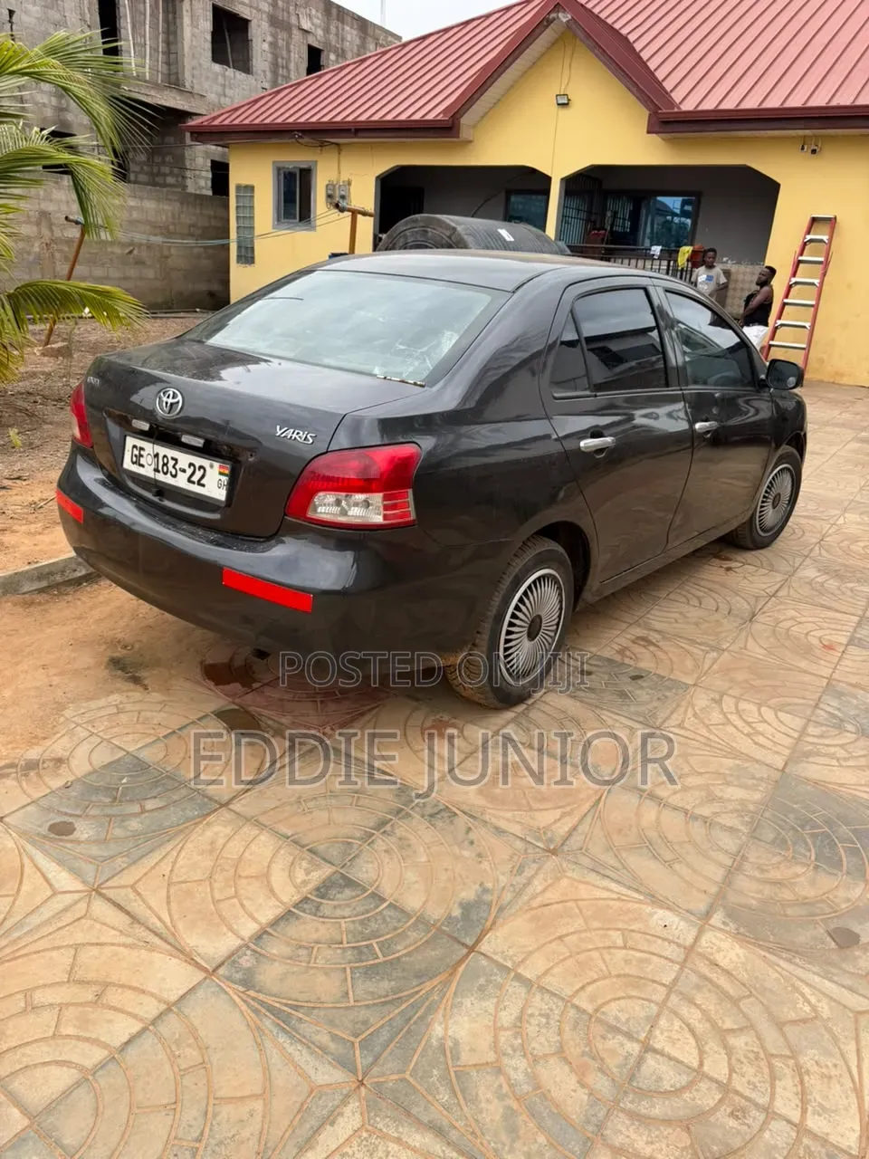 Toyota Yaris Base Sedan 4dr 2010 Black