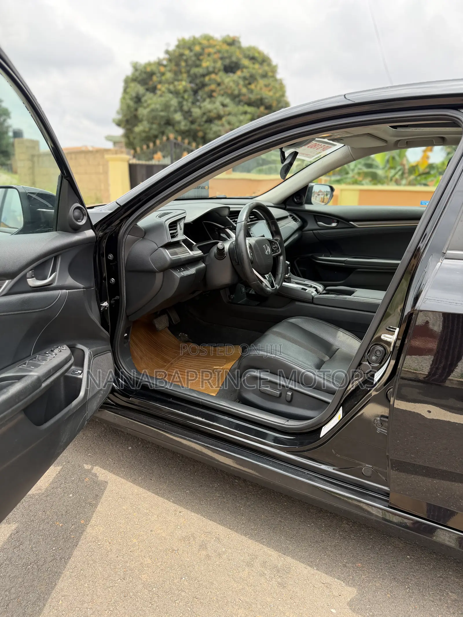 Honda Civic Touring Sedan 2019 Black