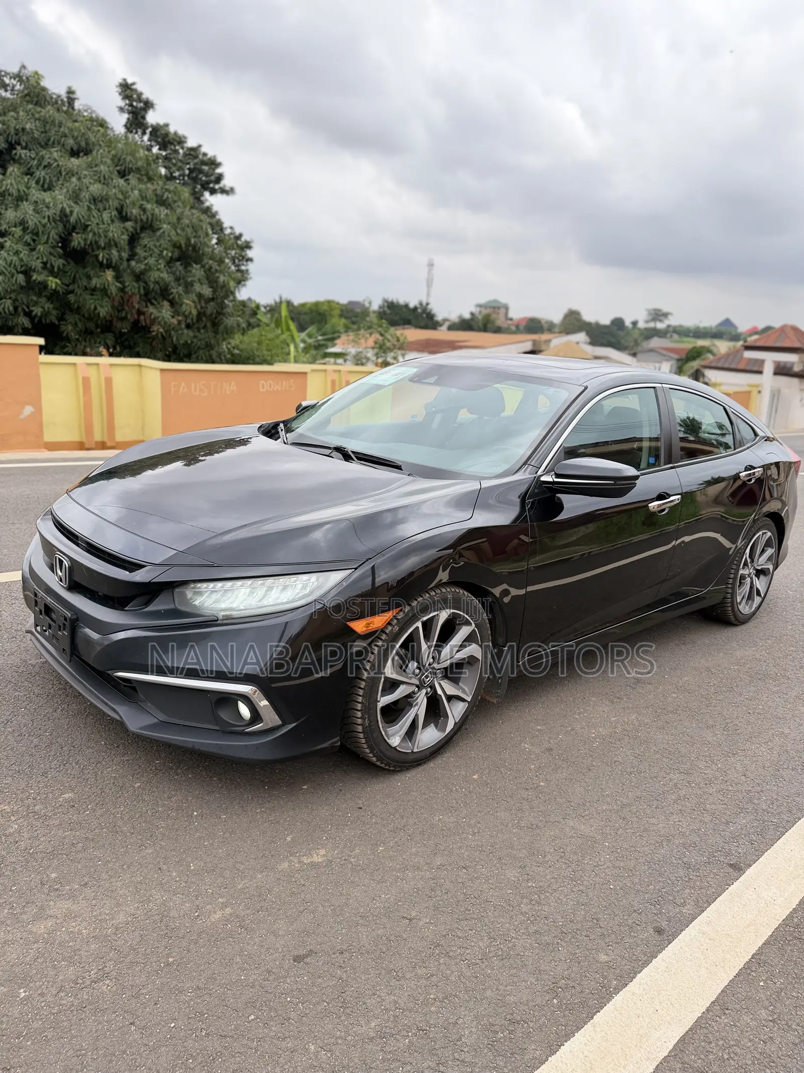 Honda Civic Touring Sedan 2019 Black