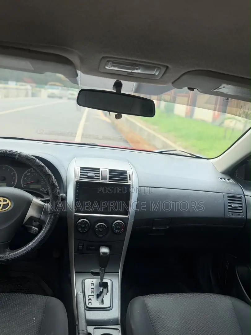 Toyota Corolla 2013 Red