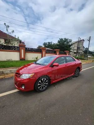 Toyota Corolla 2013 Red