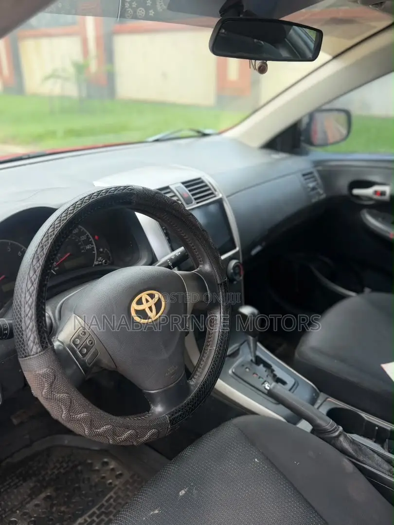 Toyota Corolla 2013 Red