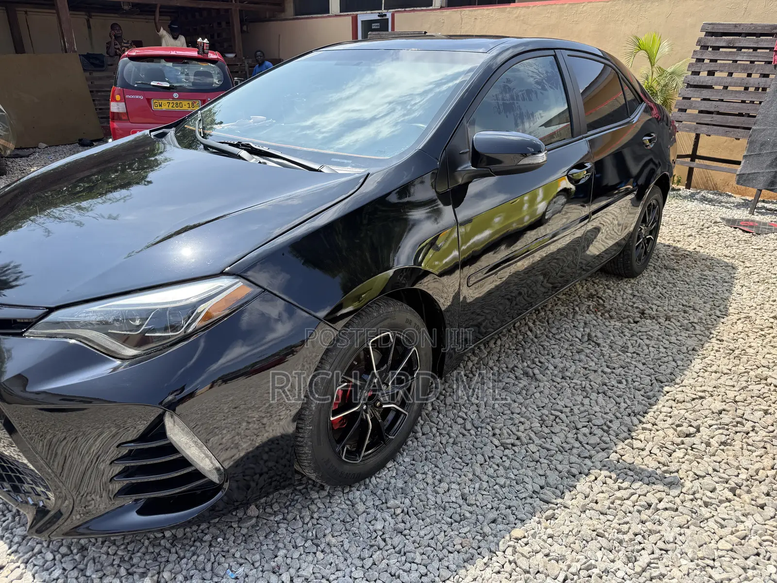 Toyota Corolla LE 4dr Sedan (1.8L 4cyl CVT) 2015 Black
