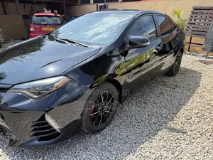 Toyota Corolla LE 4dr Sedan (1.8L 4cyl CVT) 2015 Black