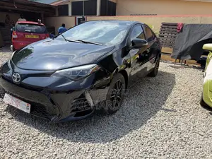 Toyota Corolla LE 4dr Sedan (1.8L 4cyl CVT) 2015 Black