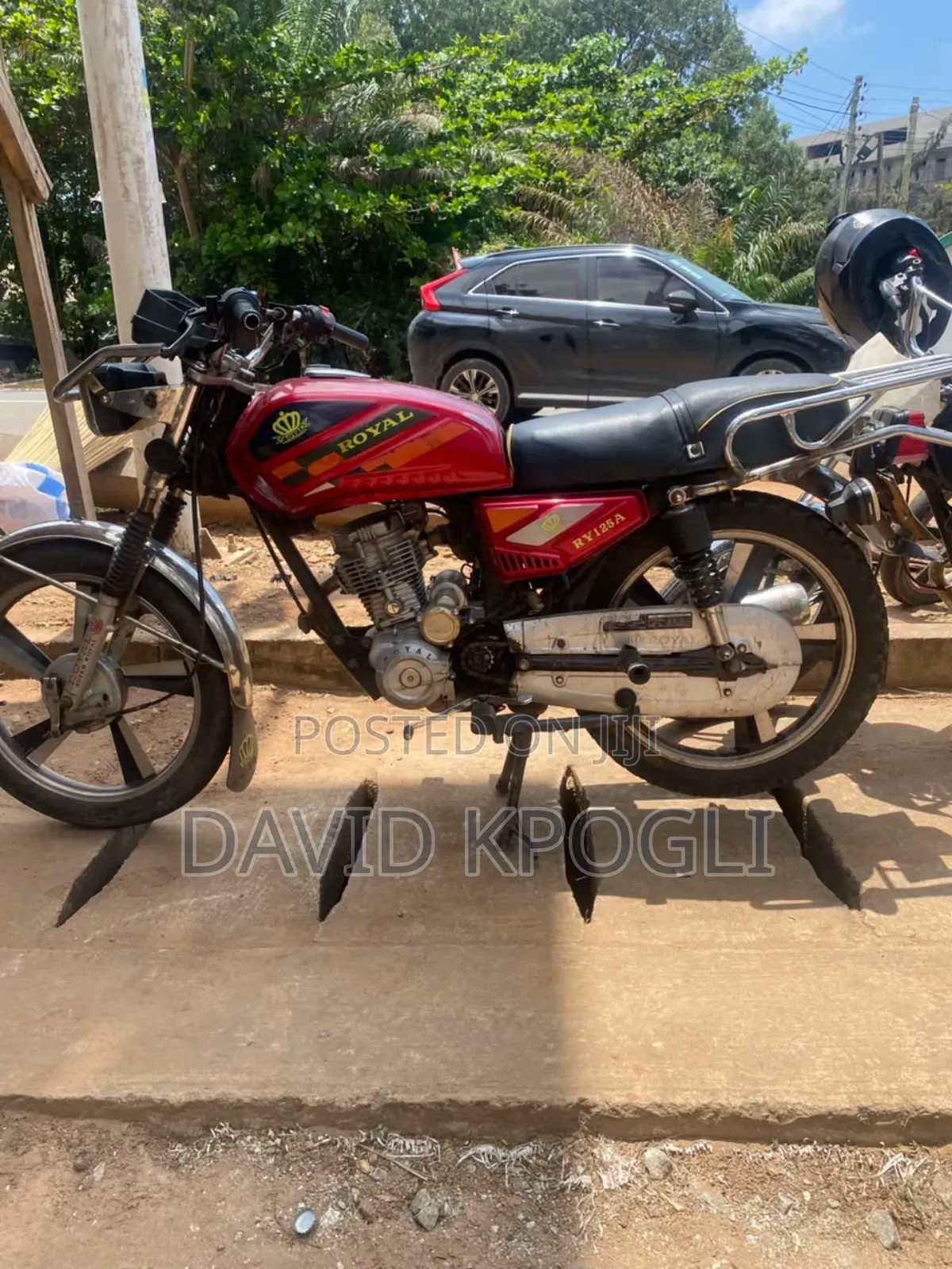 Royal Motorcycle 2021 Red