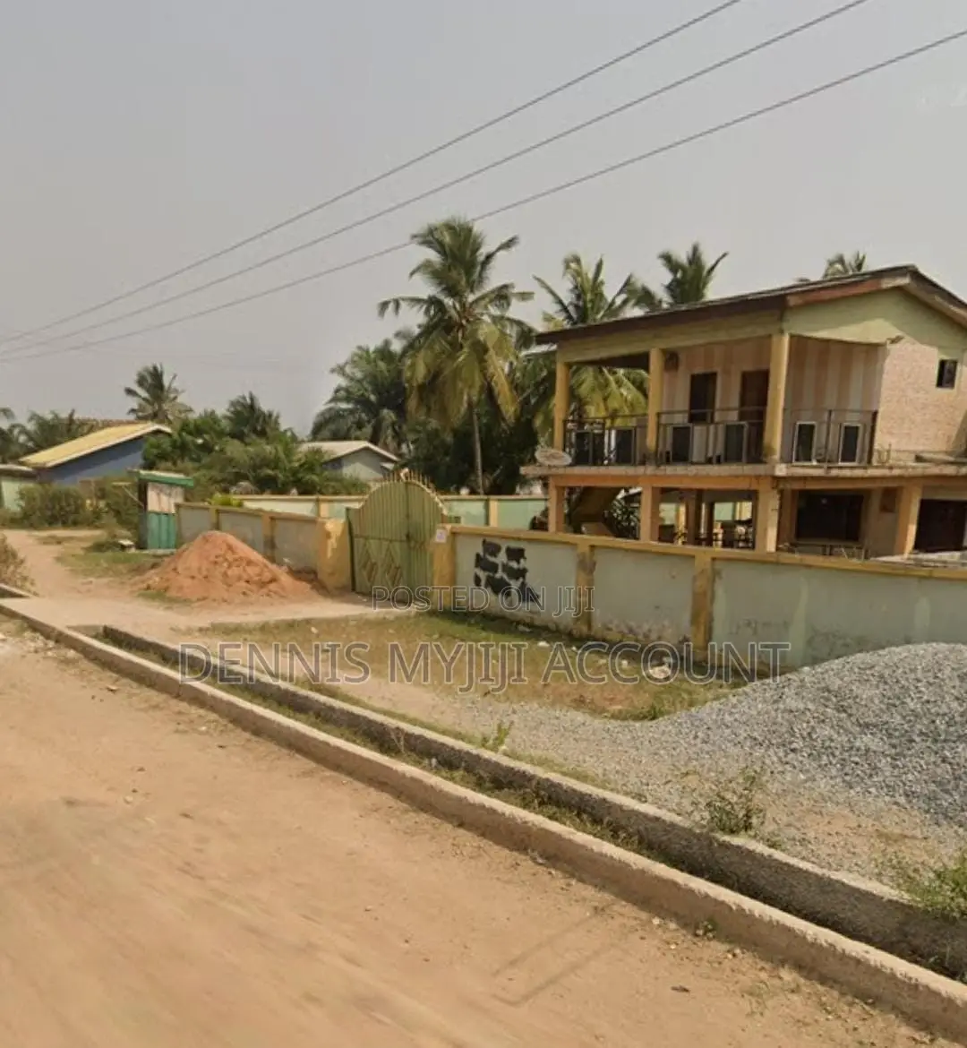 4bdrm Block of Flats in Nyanyano for sale