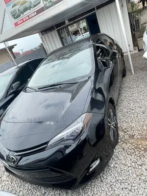 Toyota Corolla LE Eco (1.8L 4cyl 2A) 2018 Black