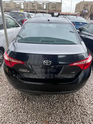 Toyota Corolla LE Eco (1.8L 4cyl 2A) 2018 Black