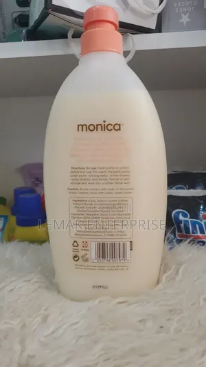1-Liter (33.8 Fl. Oz.) Bottle of Monica Almond Bath Shower Creme