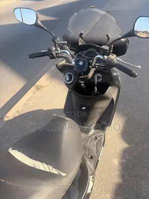 Yamaha Majesty 2016 Black