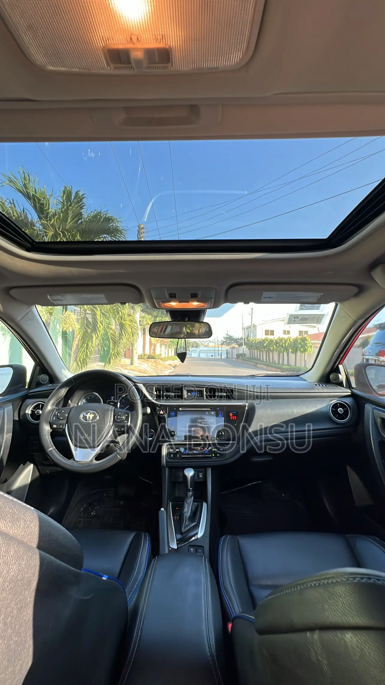 Toyota Corolla 2018 Red
