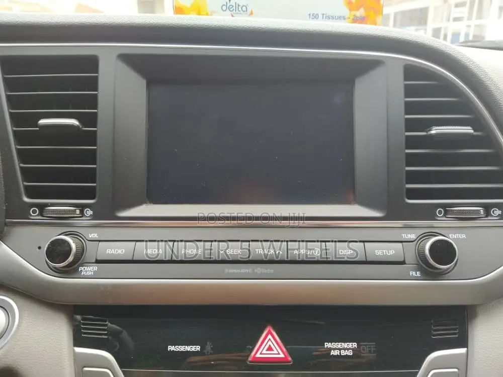 Hyundai Elantra ECO Sedan FWD (1.4L 4cyl 7A) 2017 Beige