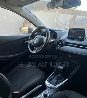 Toyota Yaris iA 1.5 FWD 2017 Silver