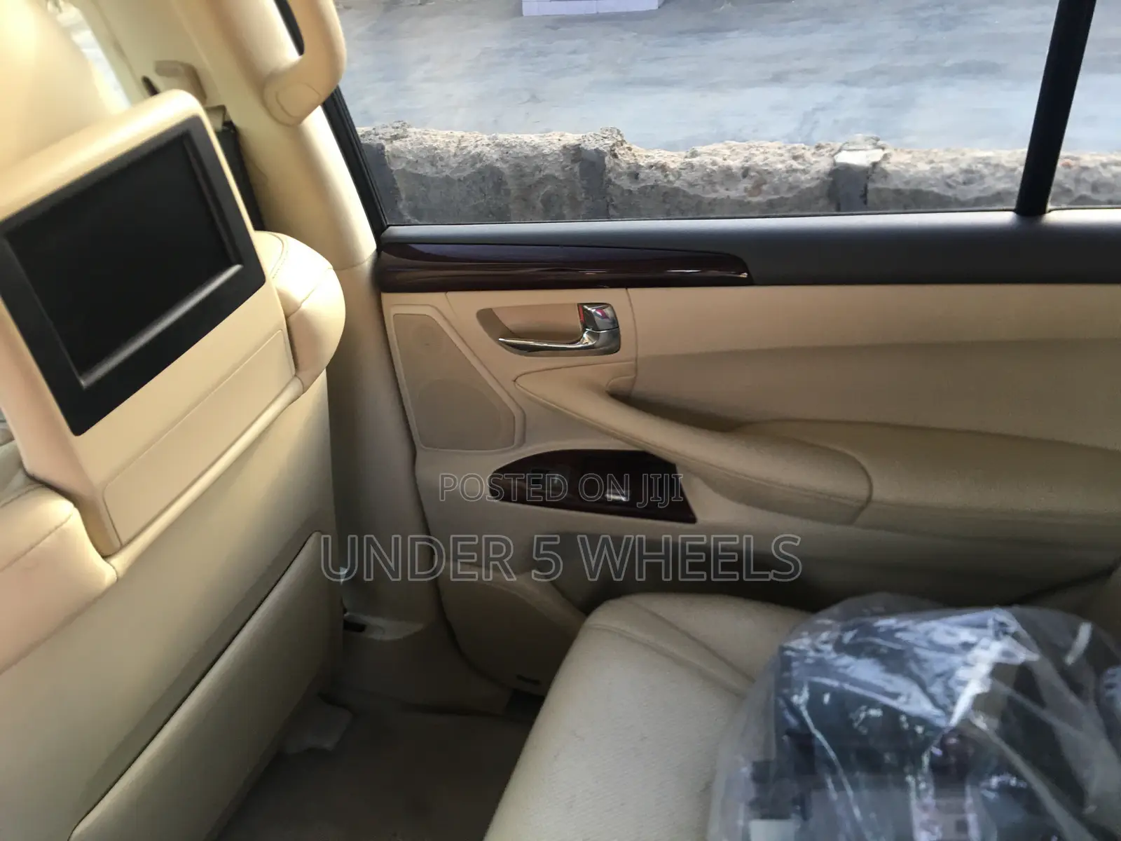 Lexus LX 570 AWD 2014 Black