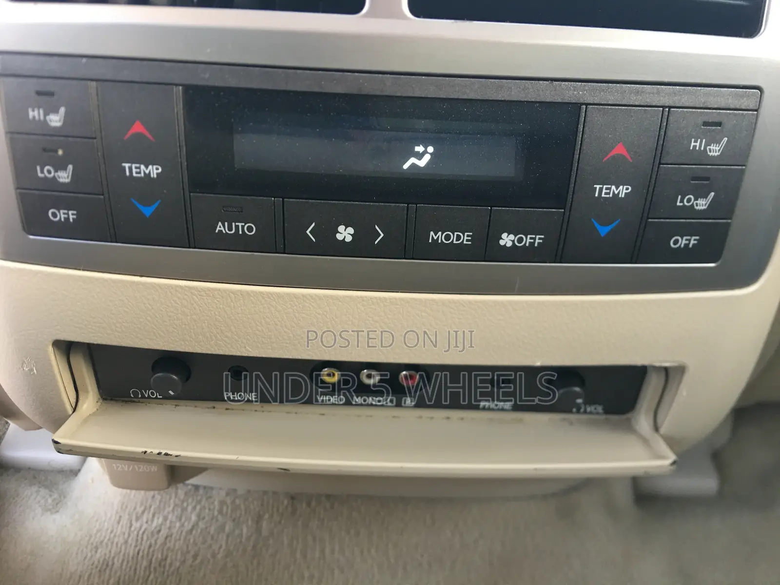 Lexus LX 570 AWD 2014 Black