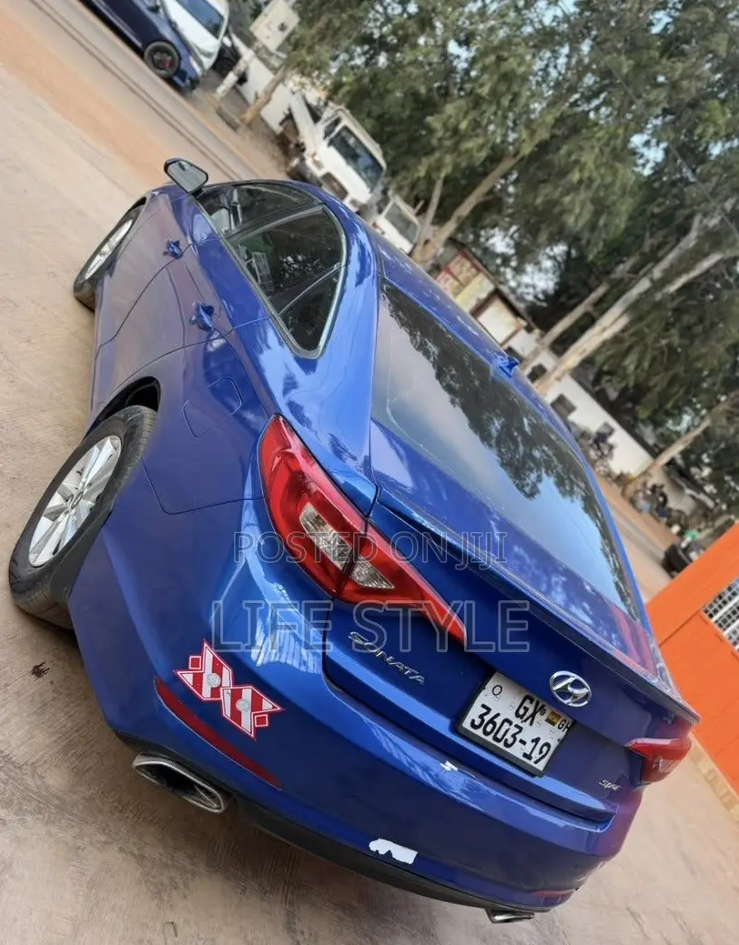 Hyundai Sonata 2016 Blue