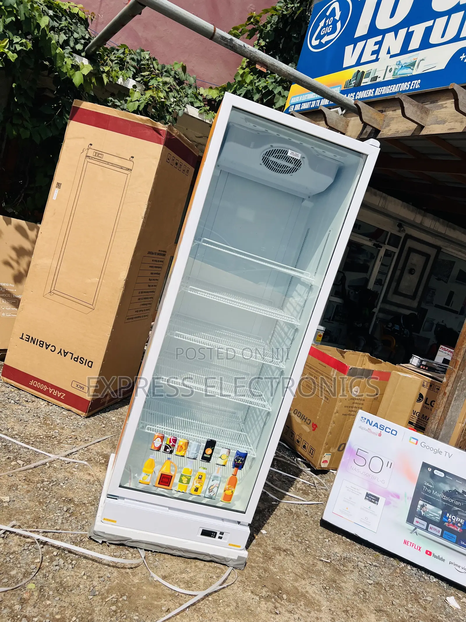 Spectacular Performance Zara 591 Litres Display Refrigerator 600DF