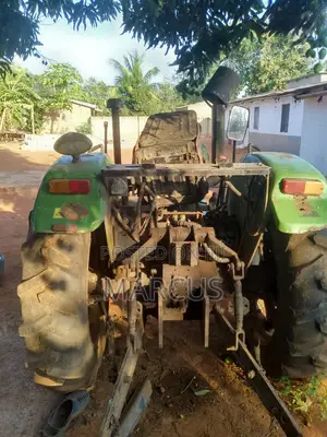 Detank Tractor