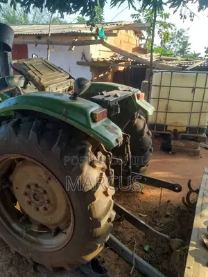 Detank Tractor