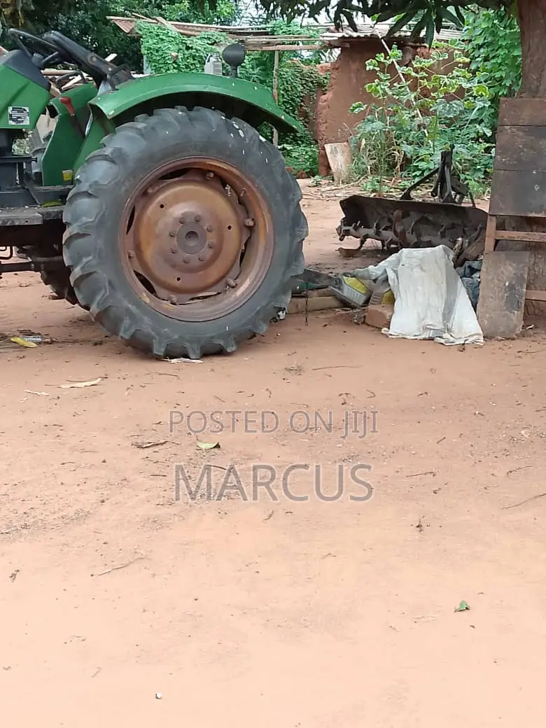 Detank Tractor