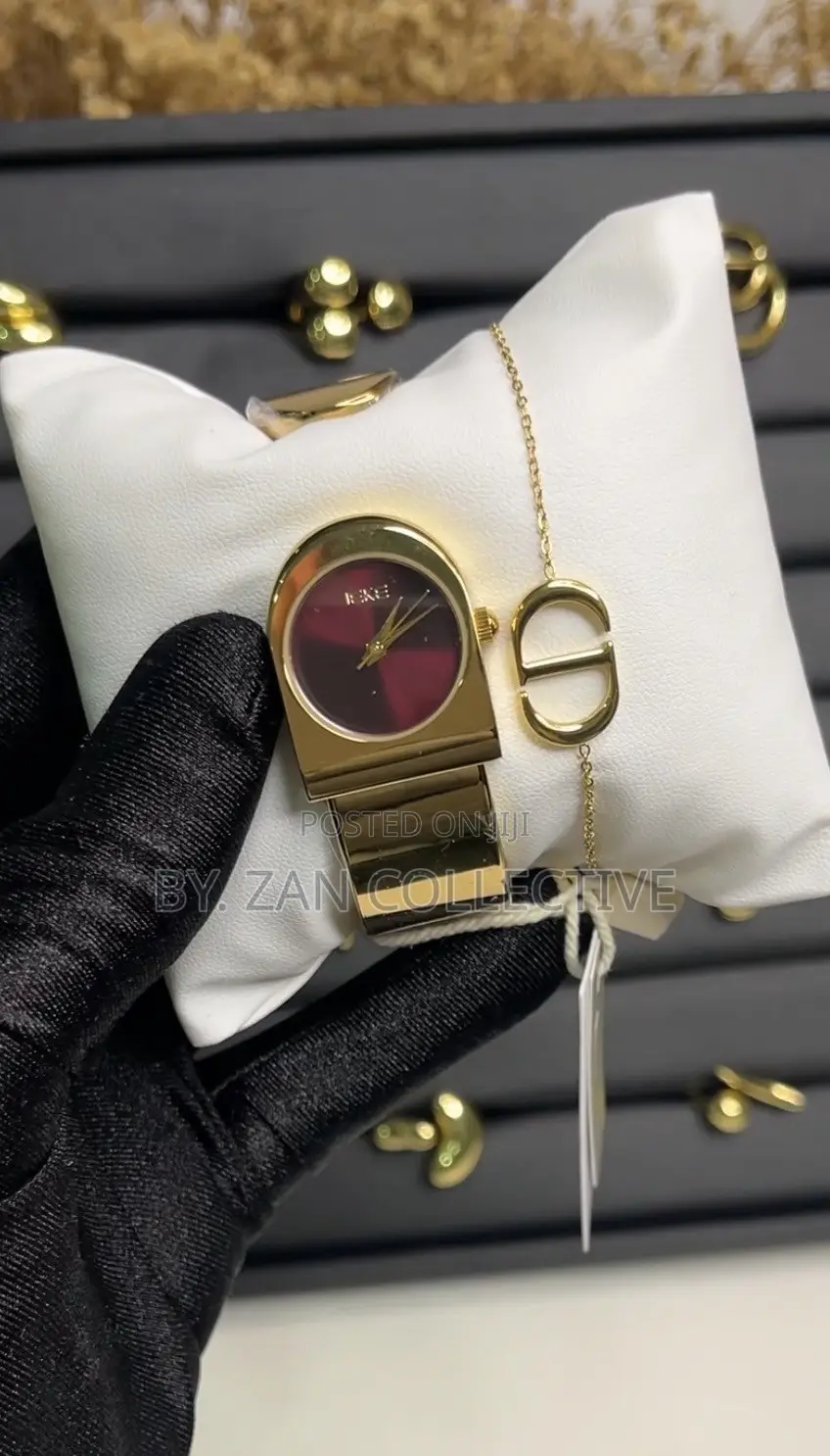 Women Watch(Gold)