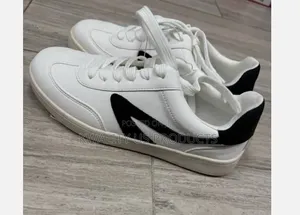 Dolce Vita Ladies Comfort Sneakers - Size 37