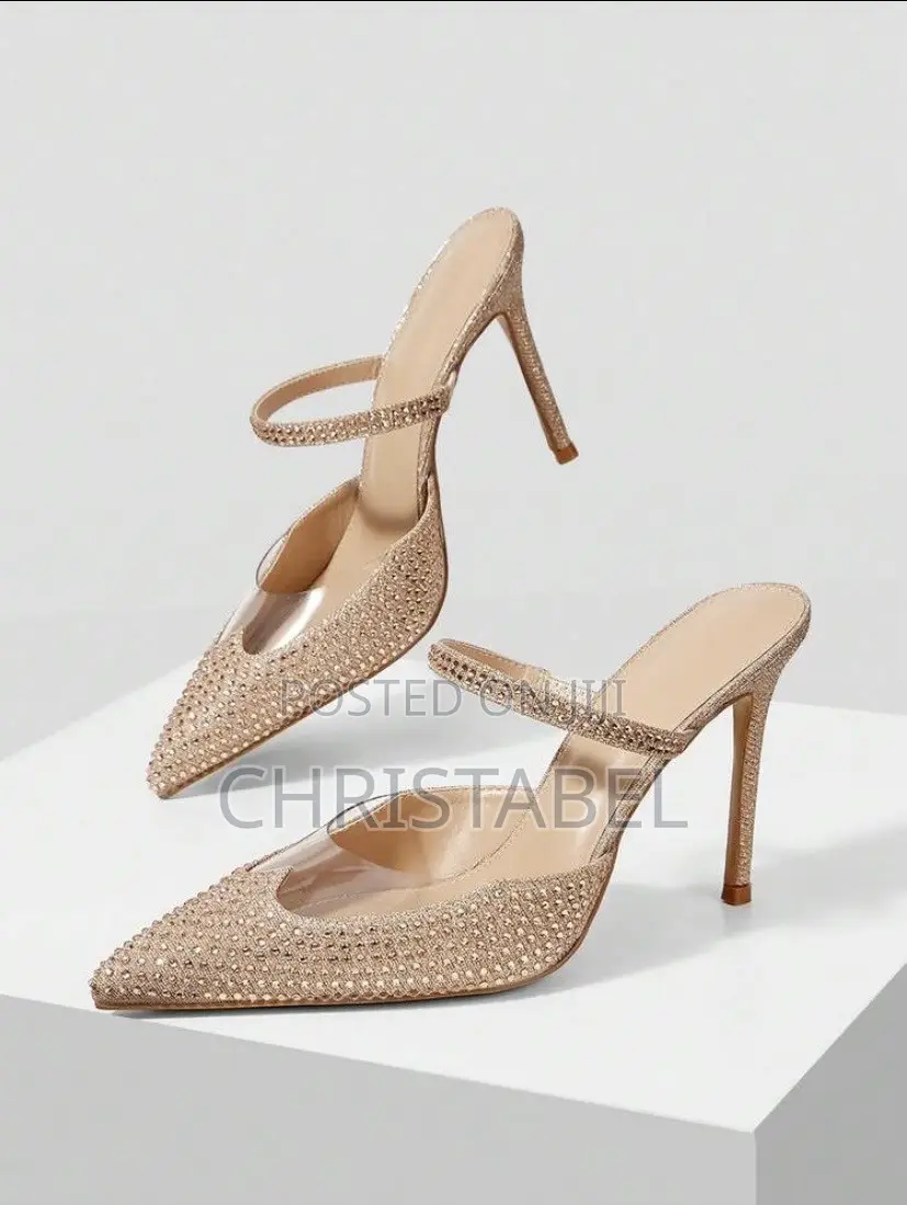 Ladies Gold Pointed Heel