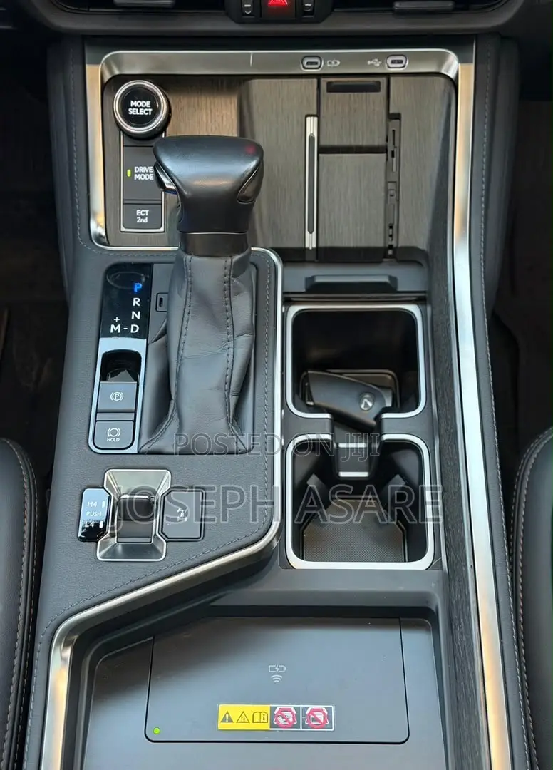 Lexus GX 550 Overtrail 2024 White