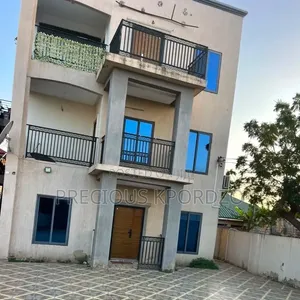 3bdrm Apartment in Adenta New Legon for rent