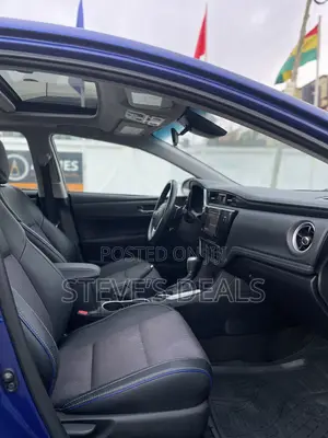 Toyota Corolla SE (1.8L 4cyl 2A) 2018 Blue