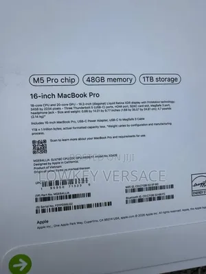 New Laptop Apple MacBook Pro 2023 M3 8GB Apple M3 SSD 1T