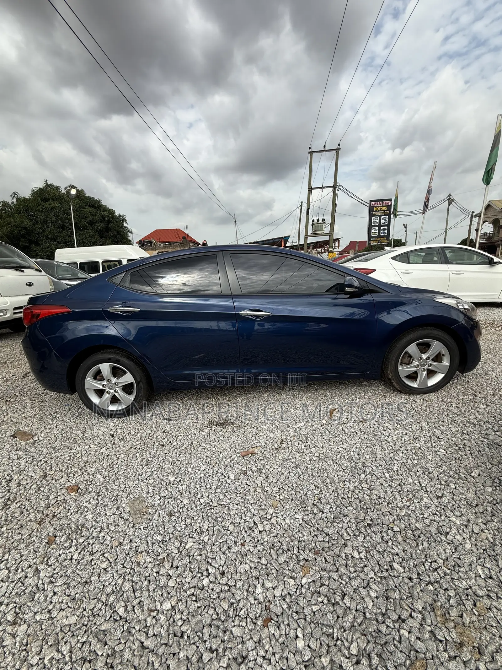 Hyundai Elantra SE Coupe FWD (1.8L 4cyl 6A) 2013 Blue