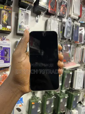 Apple iPhone 11 64 GB Silver