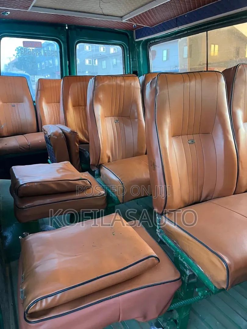 Mercedes-Benz Sprinter 2009 Green