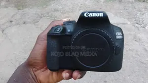 Slightly Neatly Used Canon 2000d