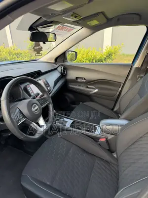 Nissan Kicks SV 2023 Blue