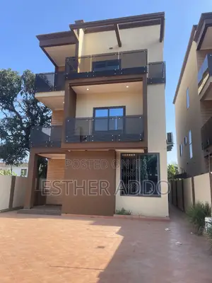 4bdrm Duplex in Ghana Link Area for rent
