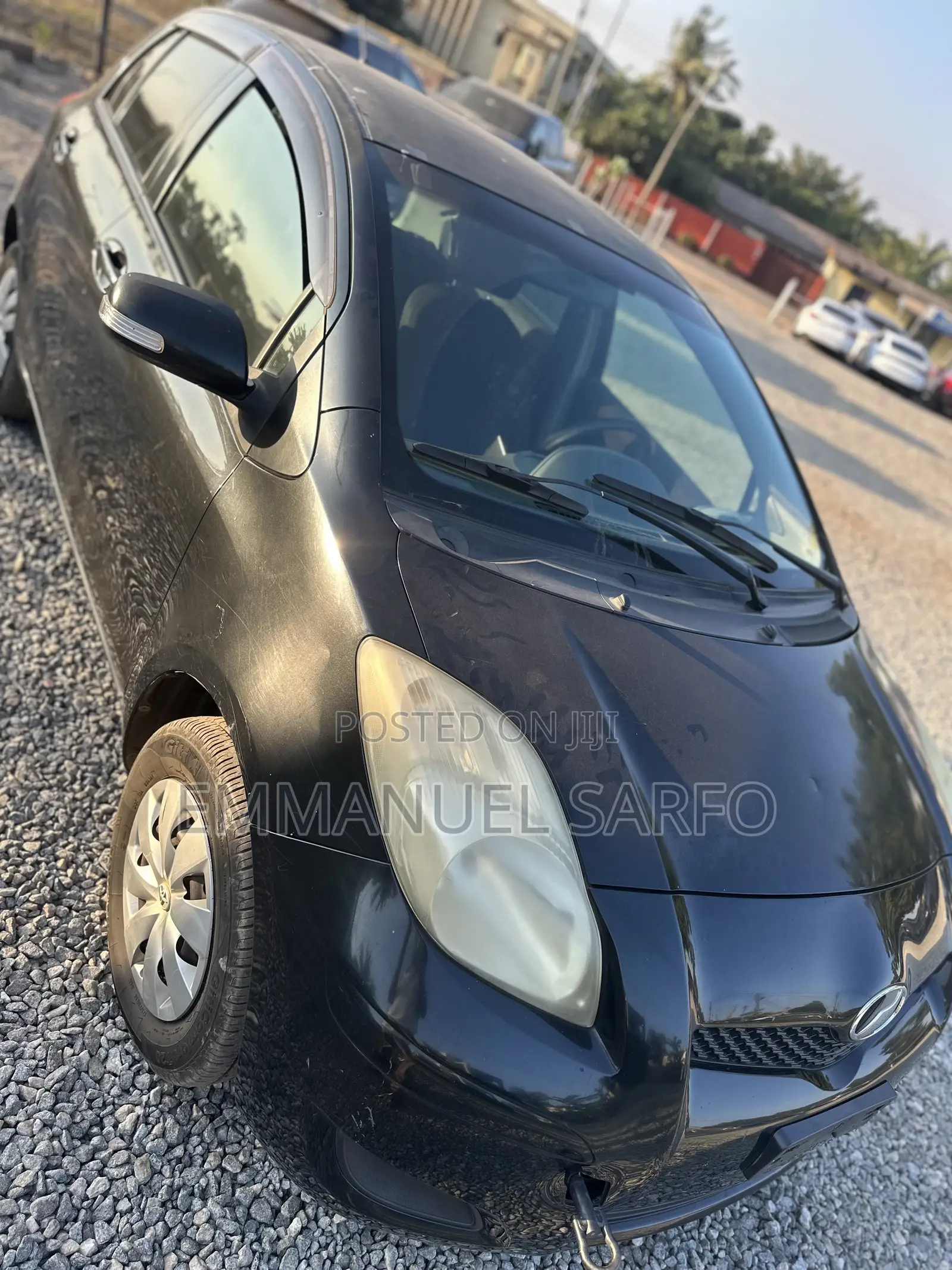 Toyota Vitz 2010 Black