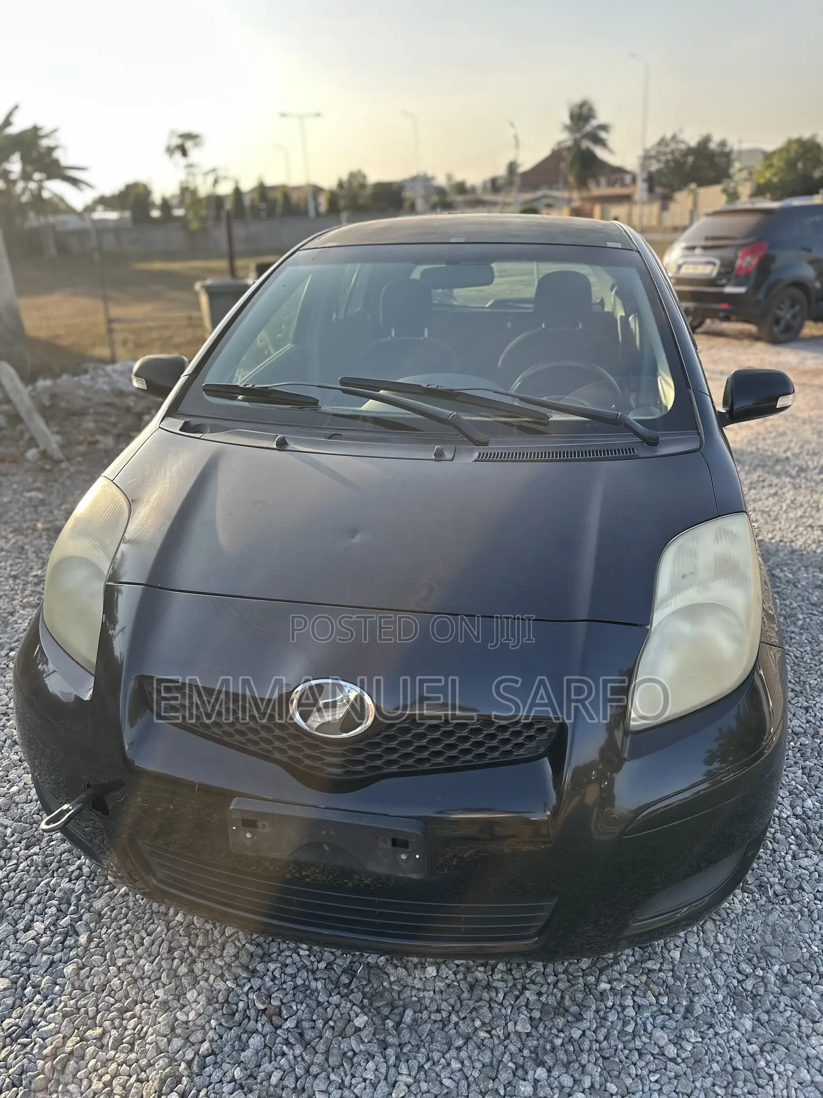 Toyota Vitz 2010 Black