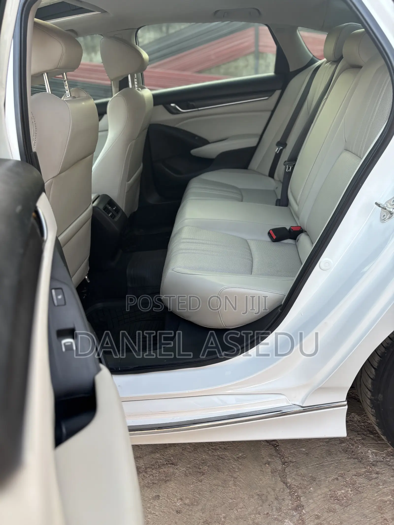 Honda Accord Touring 2.0T 2018 White