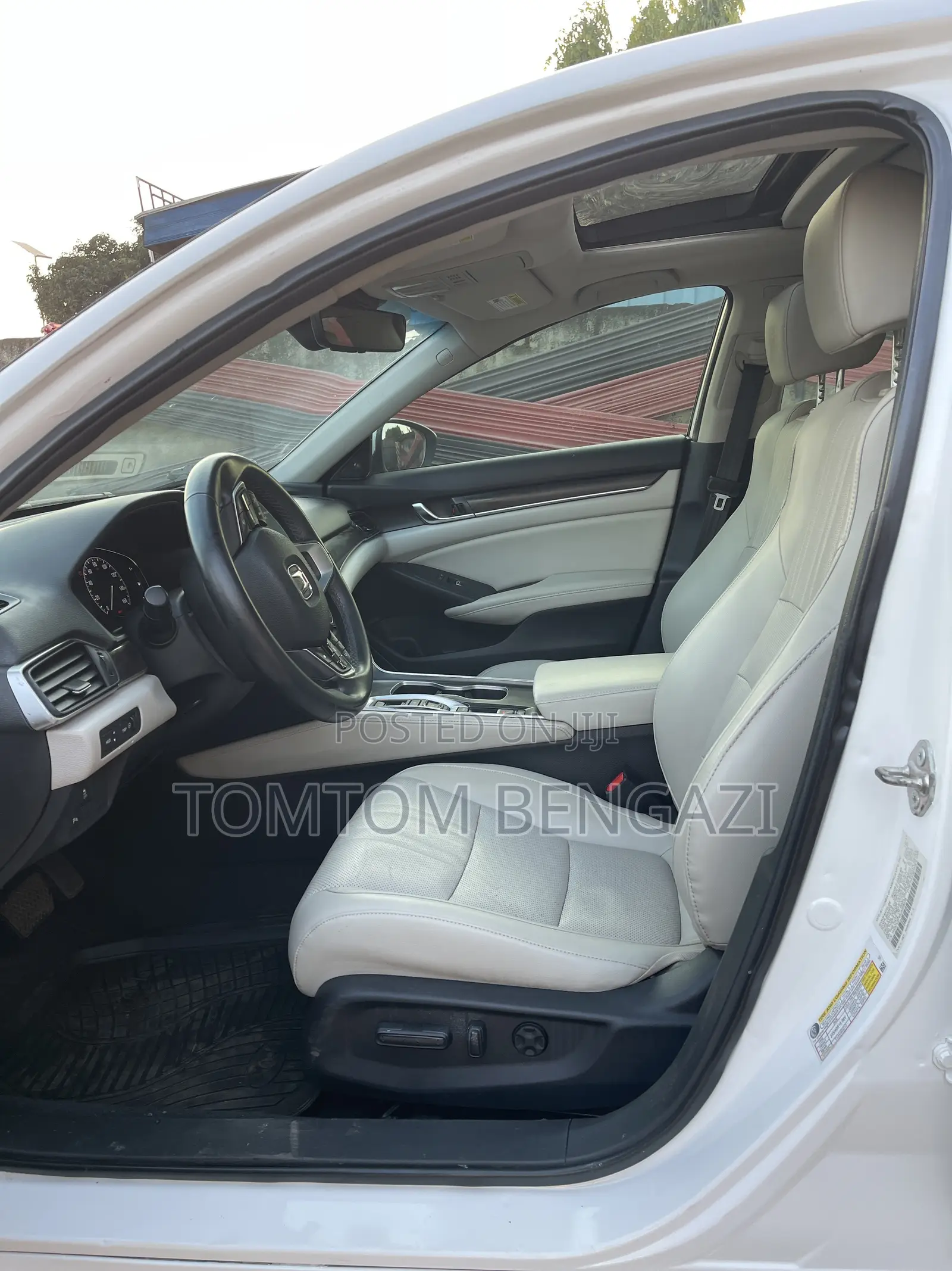 Honda Accord Touring 2.0T 2018 White