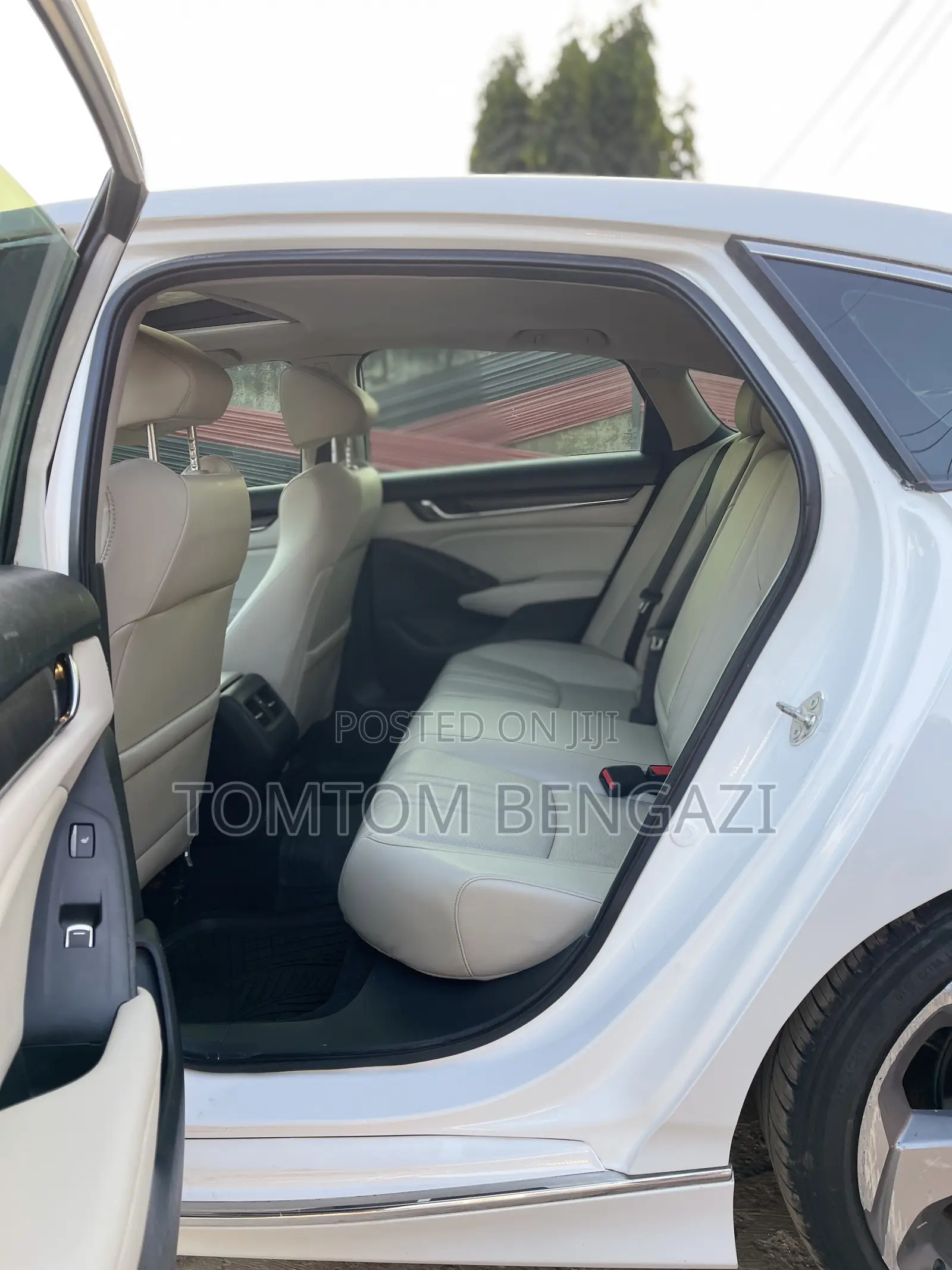 Honda Accord Touring 2.0T 2018 White