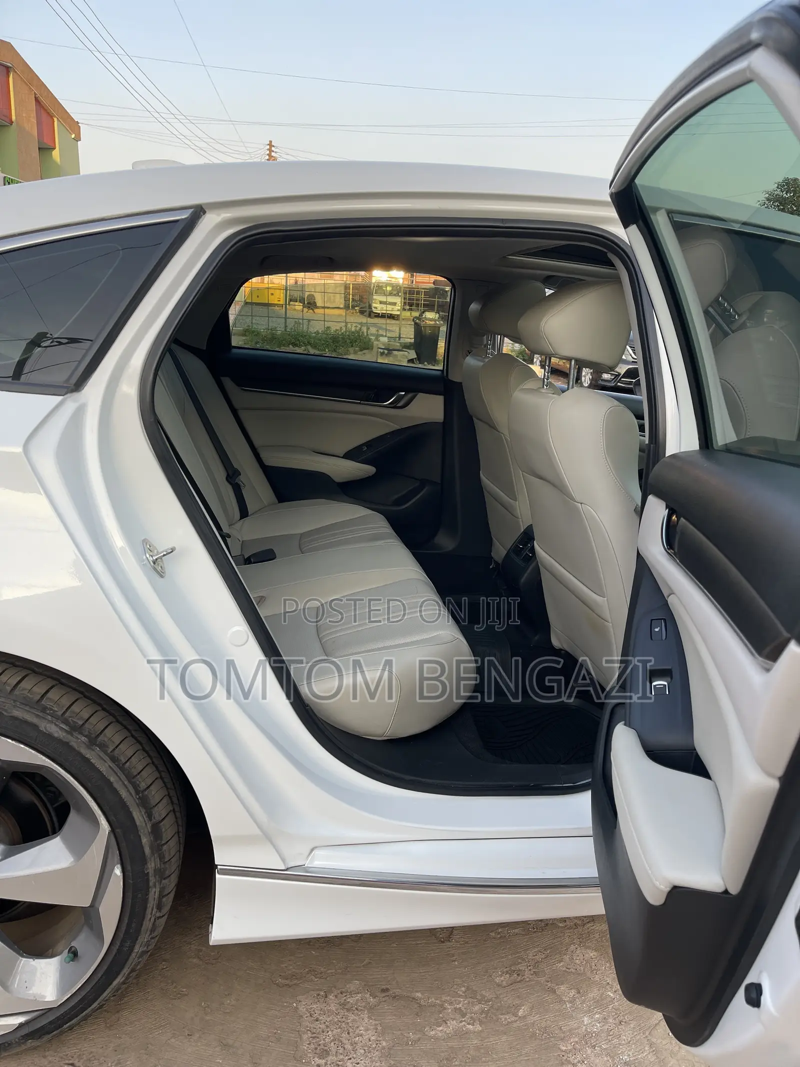 Honda Accord Touring 2.0T 2018 White